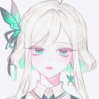 大爷穿着自己编织的蓑衣卖樱桃